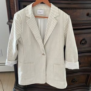 Summer linen blazer